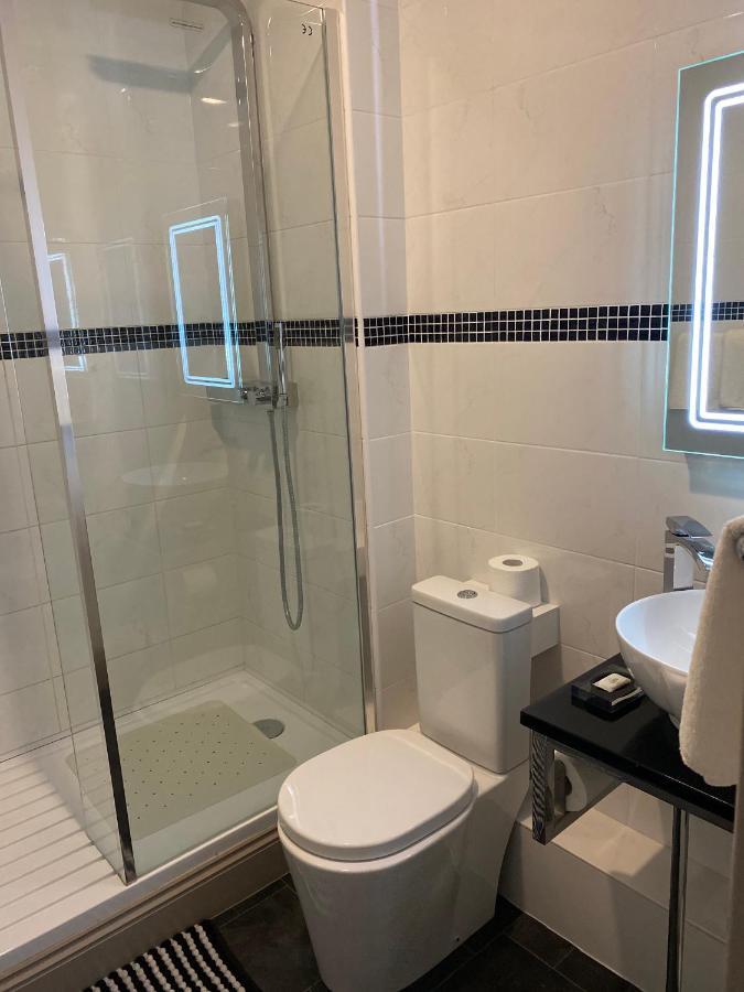 ברמינגהאם Woodlands Hotel מראה חיצוני תמונה