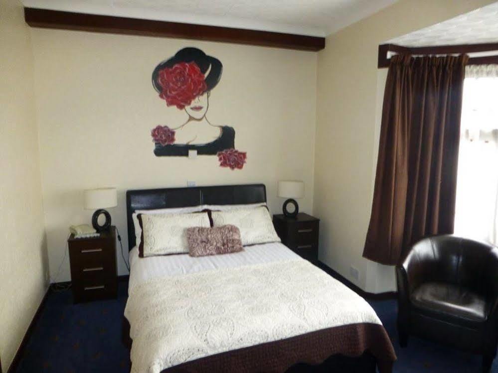 ברמינגהאם Woodlands Hotel מראה חיצוני תמונה