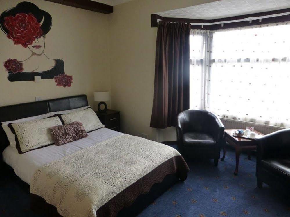 ברמינגהאם Woodlands Hotel מראה חיצוני תמונה